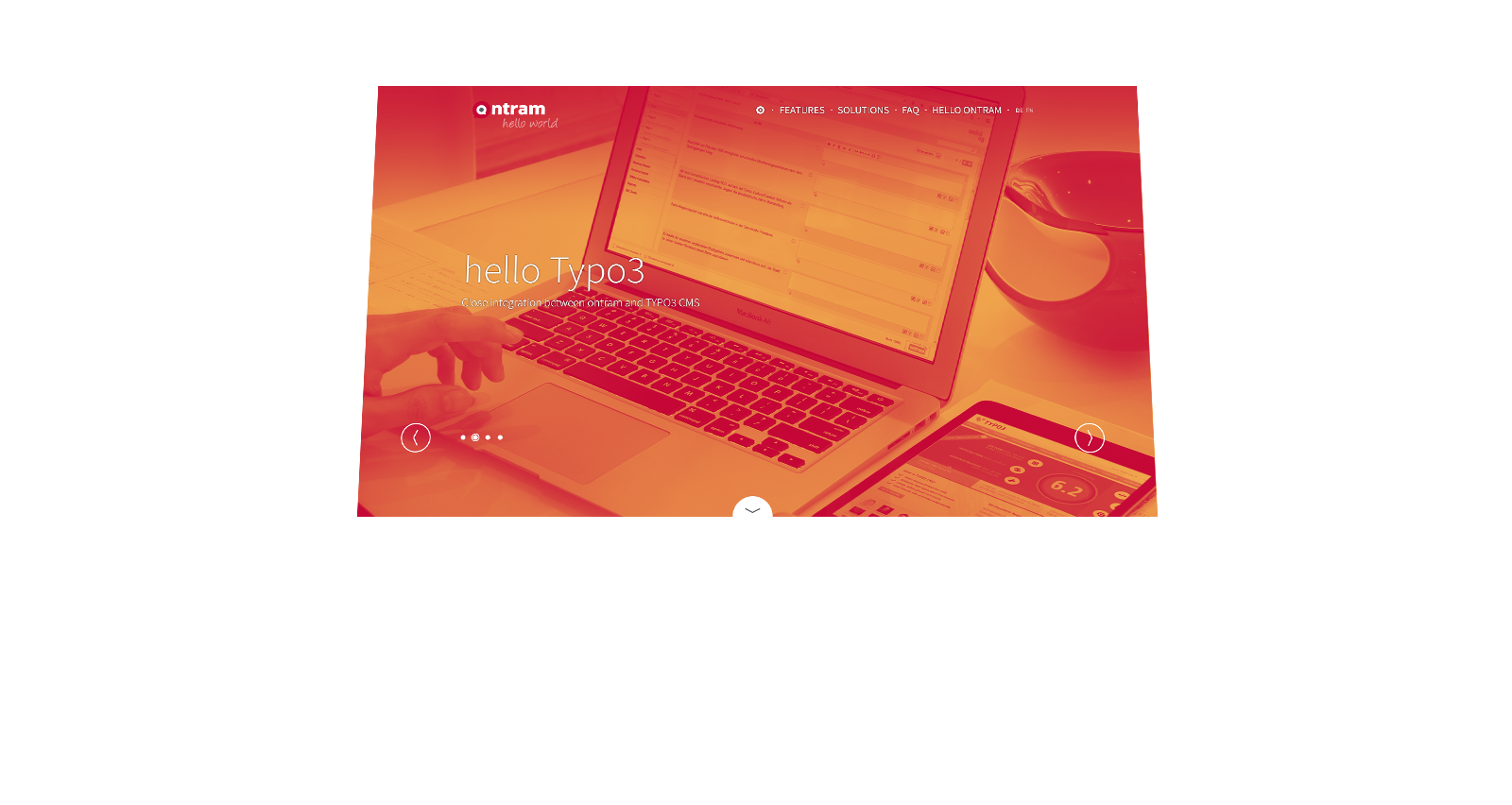 rot gefiltertes Bild eines offenen Laptops